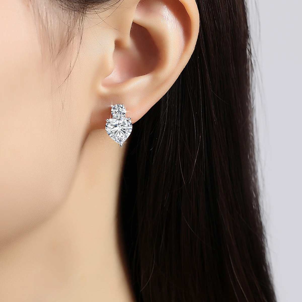 

GRA Certified Heart Cut Moissanite Ear Stud for Women Luxury Quality Lab Diamond Earring S925 Sterling Silver Bride Jewelry