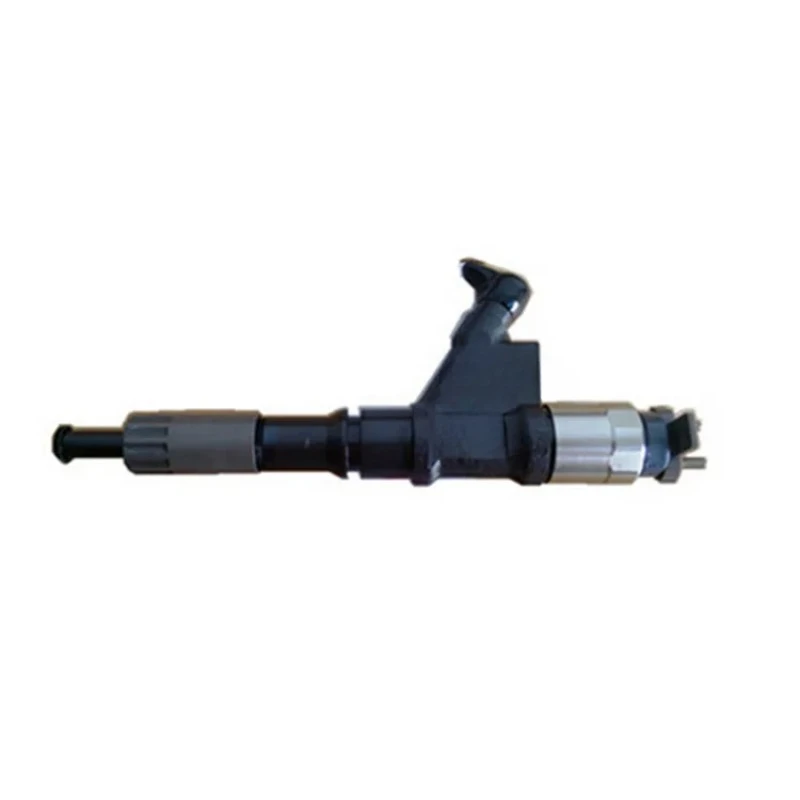 Truck Diesel Engine Parts R61540080017A Fuel Injector