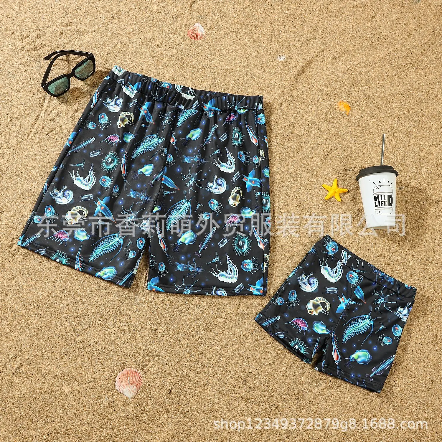 2026 Summer Cartoon One-piece Suit Skinny Swimwear Swimming Trunks Family Matching Swimsuit Parent-child Holiday Look Beachwear