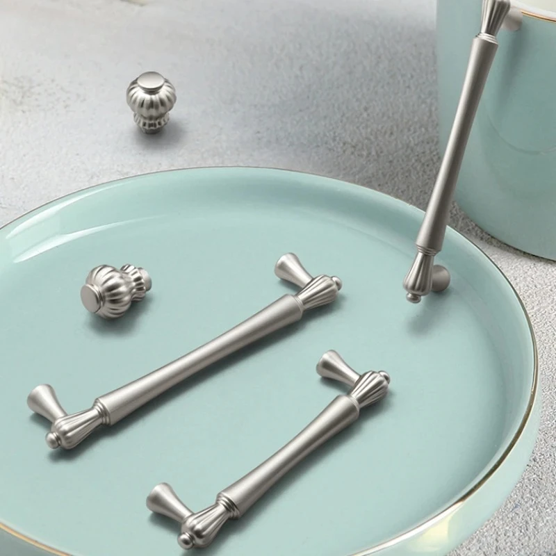 French Style Elegant Cabinet Pulls for Wardrobe and Shoe Cabinet / Contemporary Cabinet Handles and Knobs in Silver Finish 96mm