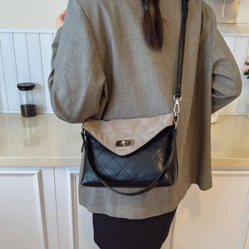 

Fashionable Women's Tote Bag Crafted From Jasmine-Patterned Leather Featuring Casual High-End Lasting Lightweight Daily Look​