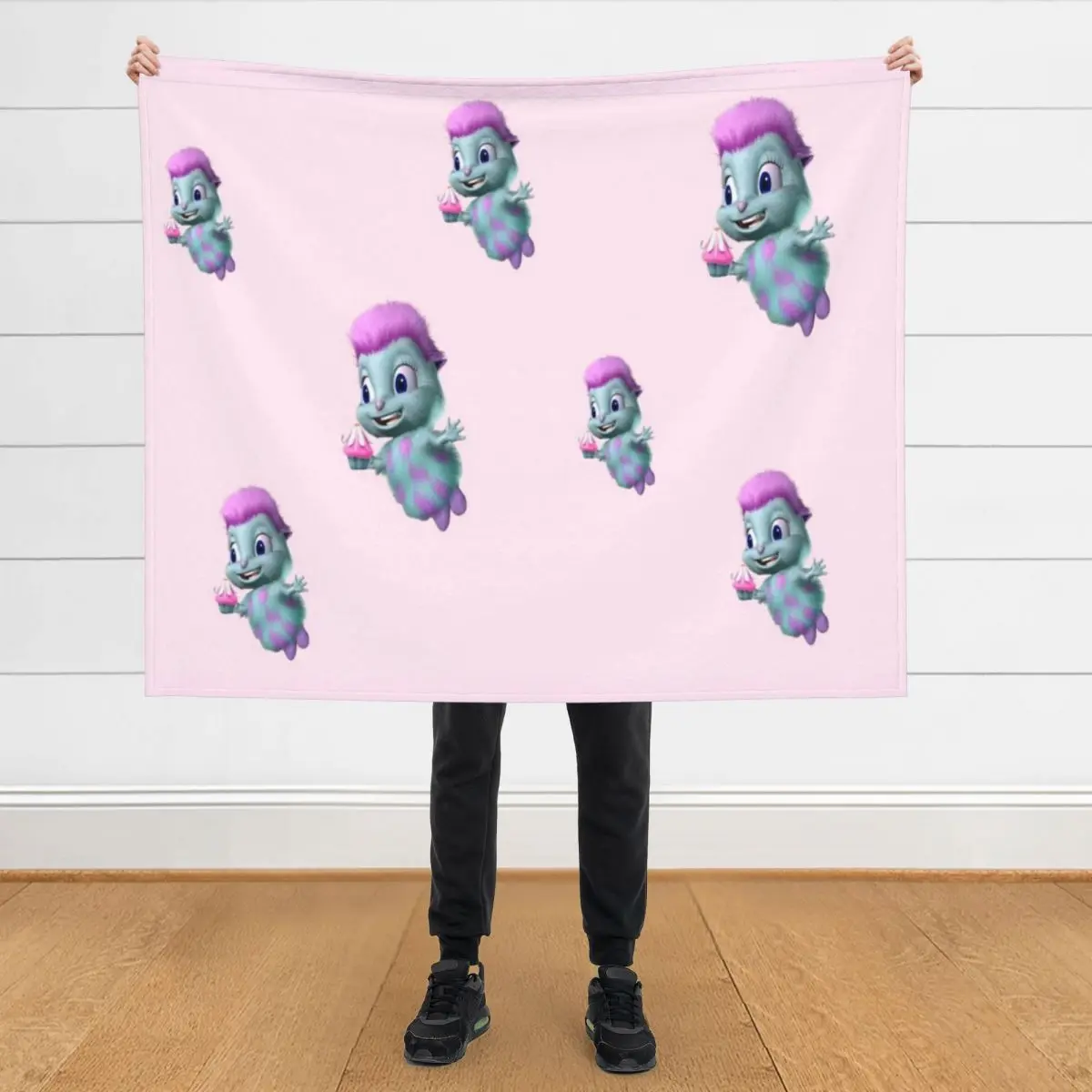 

Bibble Cupcake Throw Blanket Thins Moving Shaggy Blankets