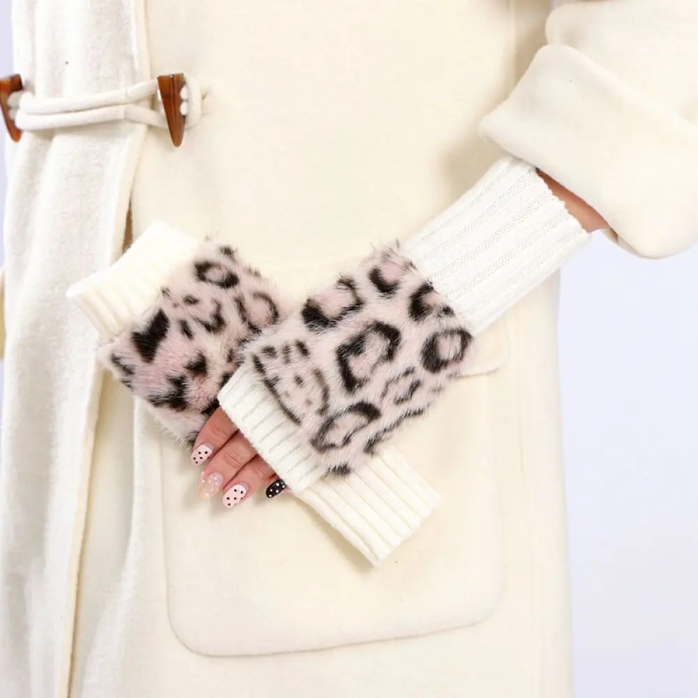 Fashion Leopard Print Fingerless Plush Gloves Winter Warm Soft Faux Mittens Women Casual Driving Outdoor Accessories