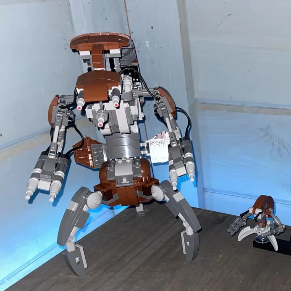 

2026 hot-selling destruction robot building block assembly model toy boy children's birthday gift