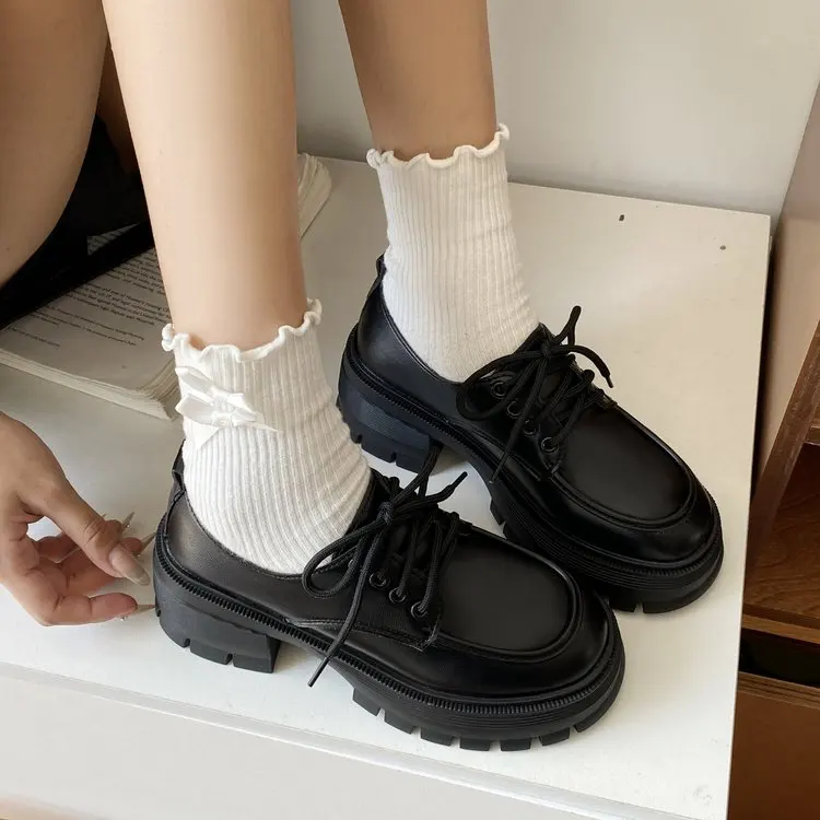 Sepatu gadis Inggris sepatu Vintage Mary Jane Lolita Platform Fashion nyaman sederhana gaya dasar Lace-up untuk pakaian sehari-hari