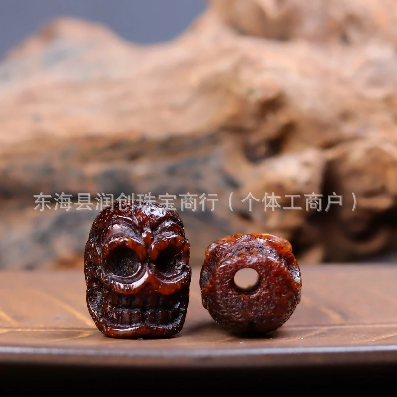 Tibetan-style yak bone Dzi bead inlaid with accessories, including Buddha , waist , top beads, and cloud