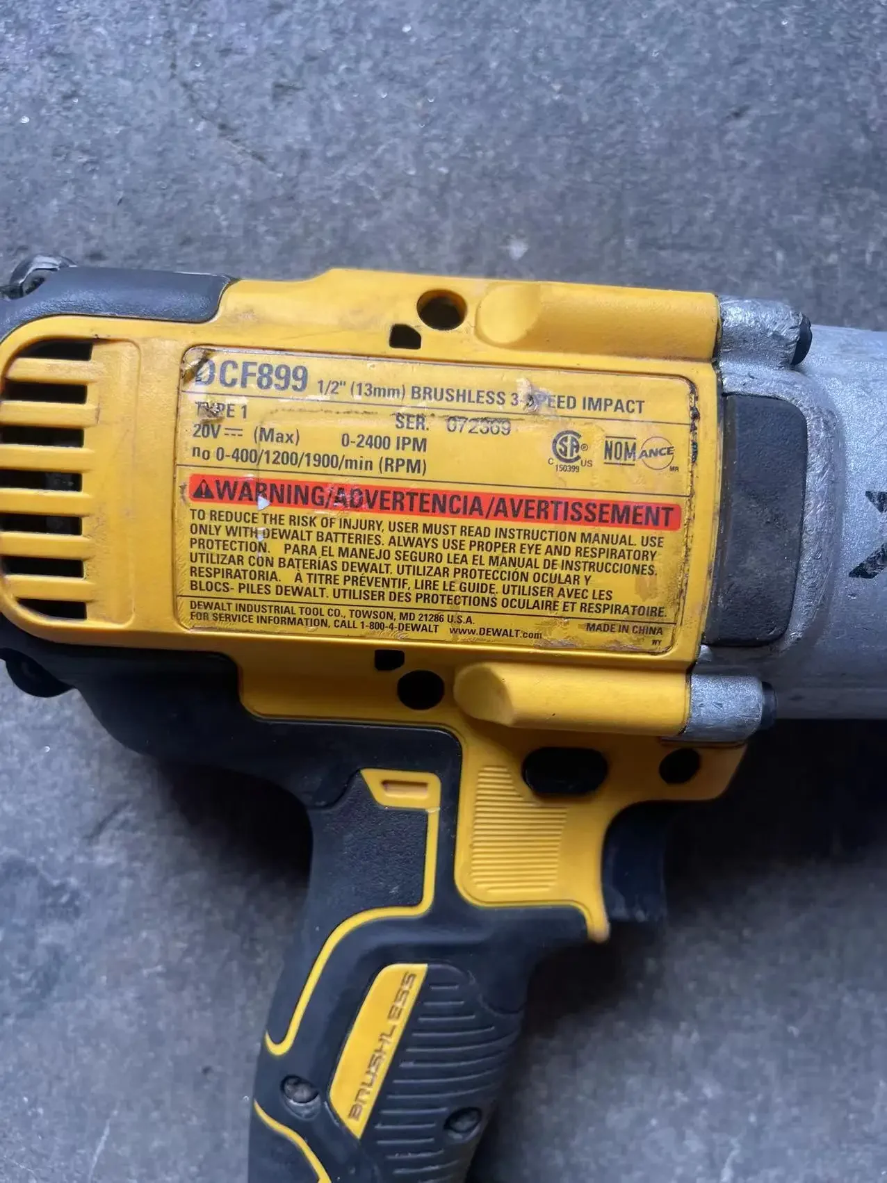 DEWALT DCF899 20V  Brushless 1/2 in. High Torque Impact Wrench(TOOL ONLY)，SECOND HAND