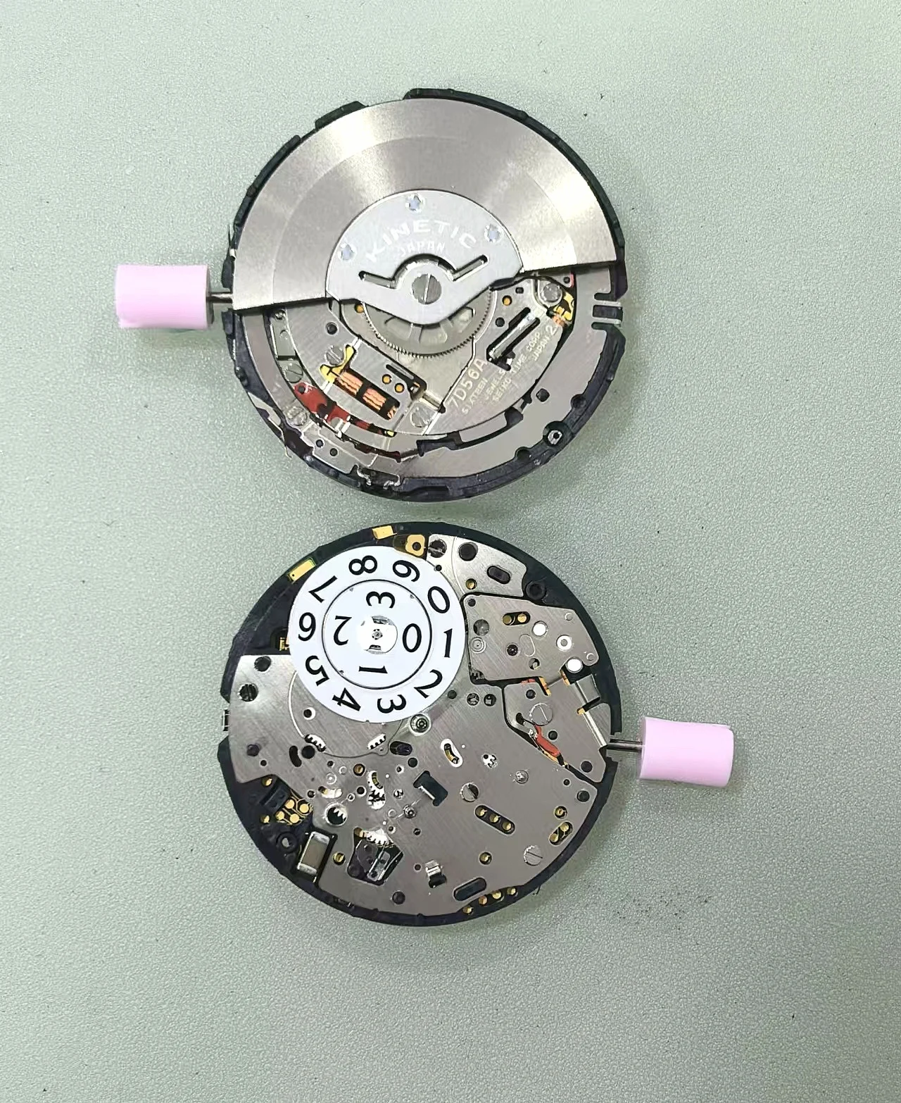 Suitable for replacement of watches originally equipped with Seiko7D56 series movements