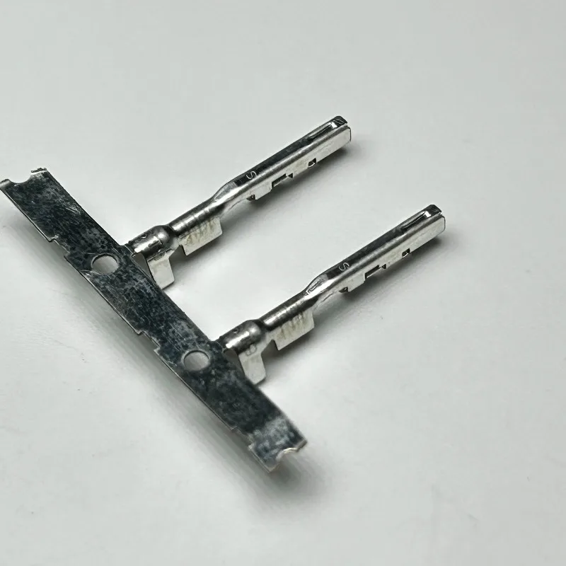 50PCS SNAC3-A021T-M0.64 connector JST terminal 0.5 ² 10HVM-BC-1A-K-A matching terminal