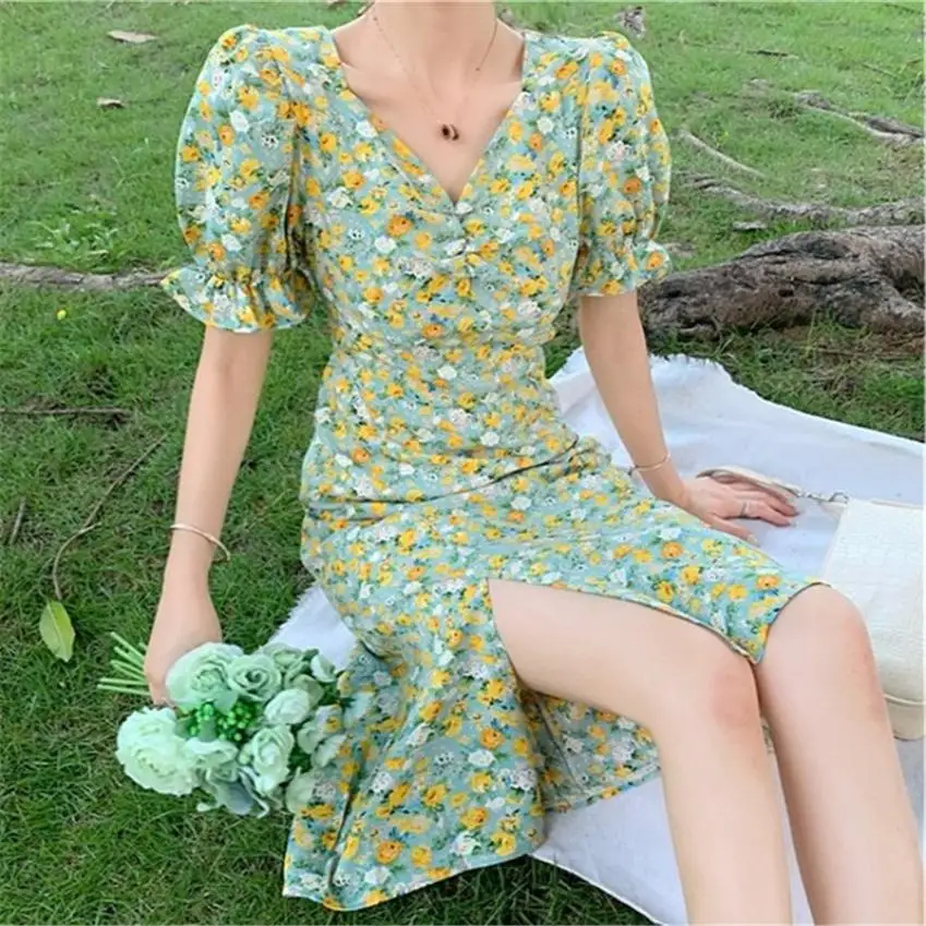 

Sweet A-Line Dress V-Neck Bubble Sleeve Slimming High Waist Mid-Length Polyester Fiber Spring Summer Fashion Casual Dress