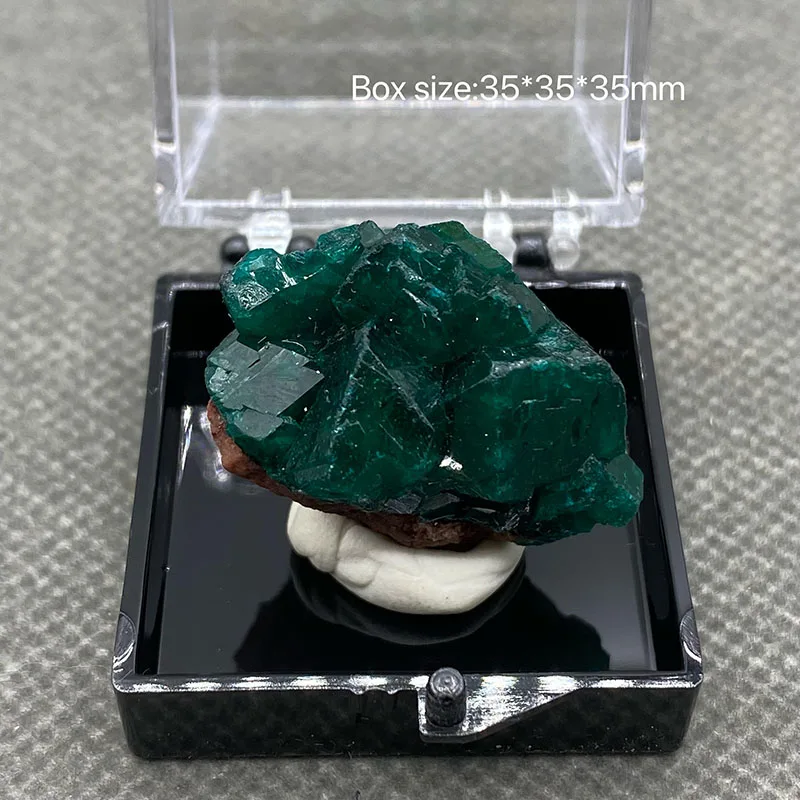 100% Natural Congo green Dioptase Mineral specimen stones and crystals quartz + box size:35*35*35mm