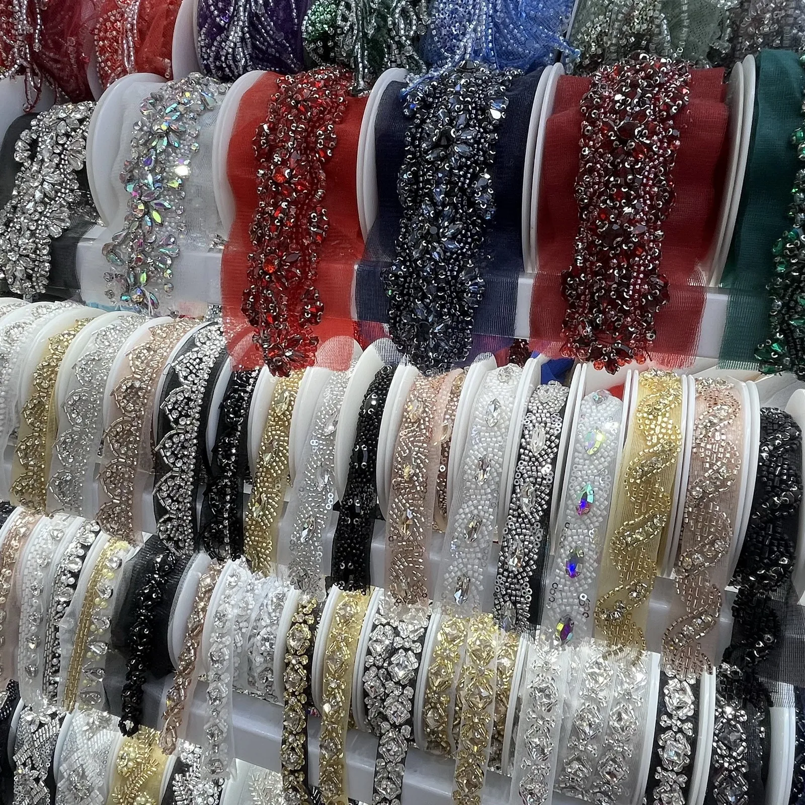 

Wholesale 9.5 yards Glass Rhinestone Mesh Chain Ribbon Applique Sewing Glass Crystal Rhinestone Trim for DIY Shoes Decoration