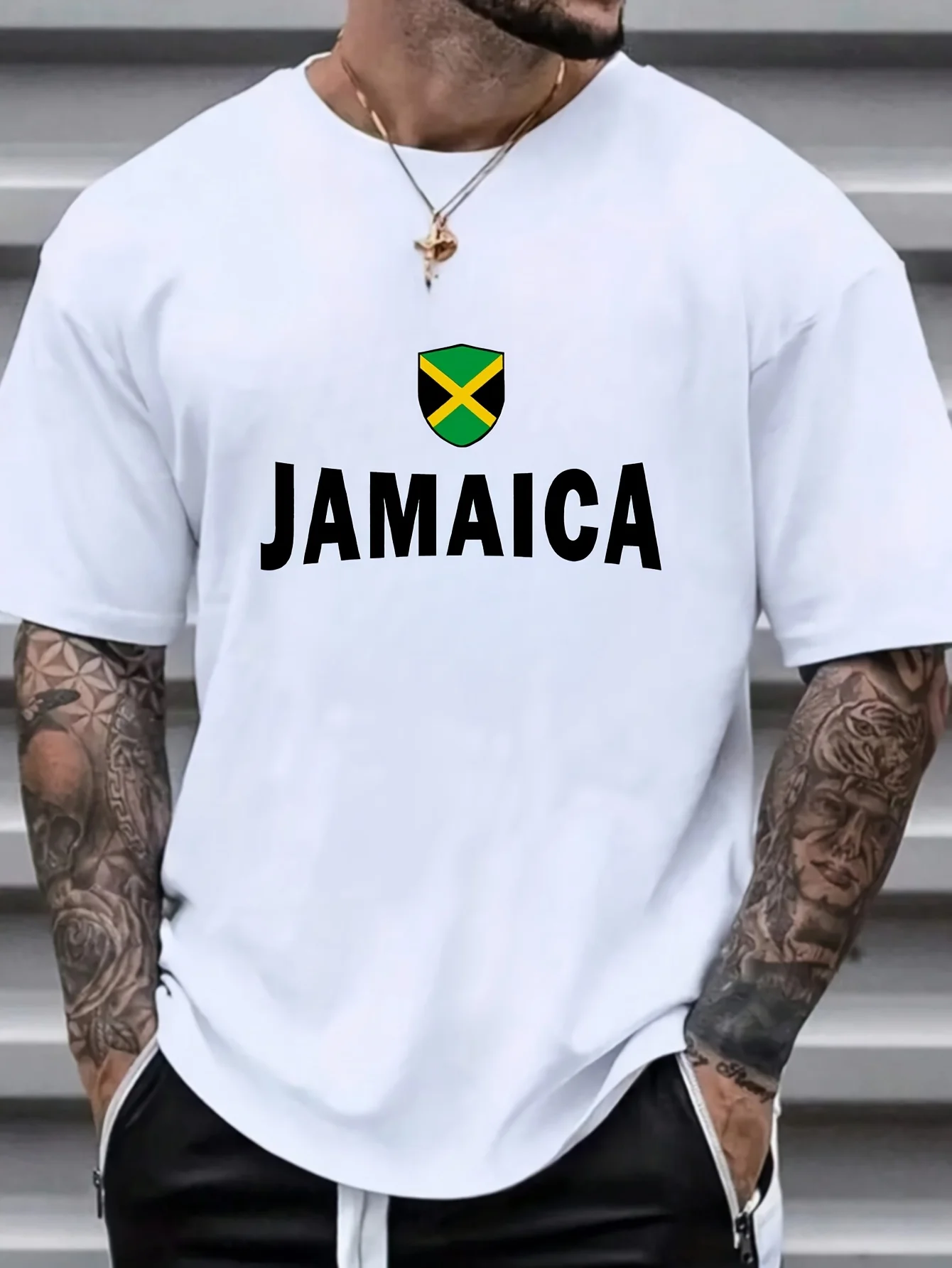 

Men's 100% cotton casual T-shirt, Jamaican green, bold Jamaican flag design, short sleeves, round neck, clothing