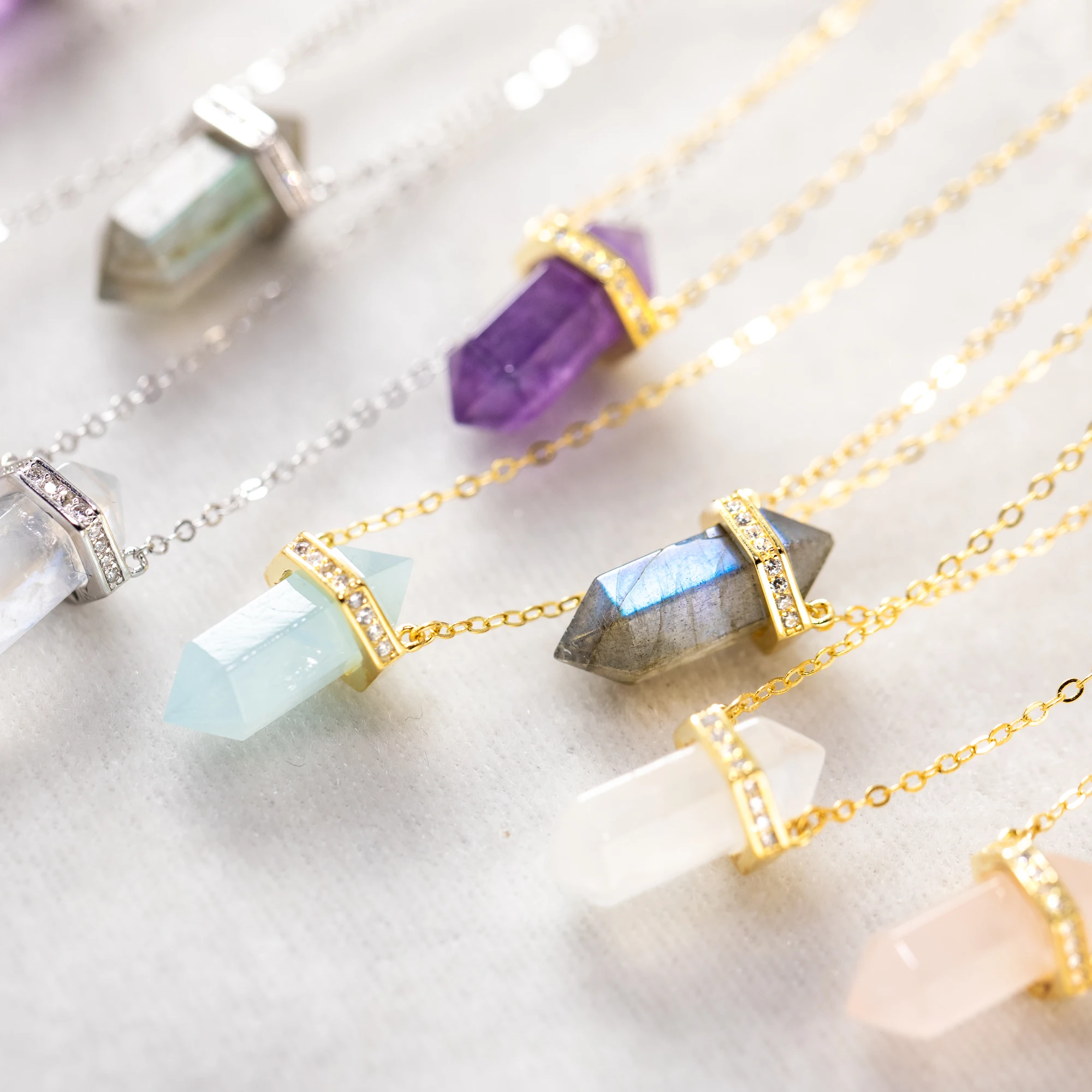 

Natural Stone Jewelry Bullet Shaped Moonstone Aquamarine Glitter Chain Gold/Silver/Rose Gold Color Stunning for Women Necklace
