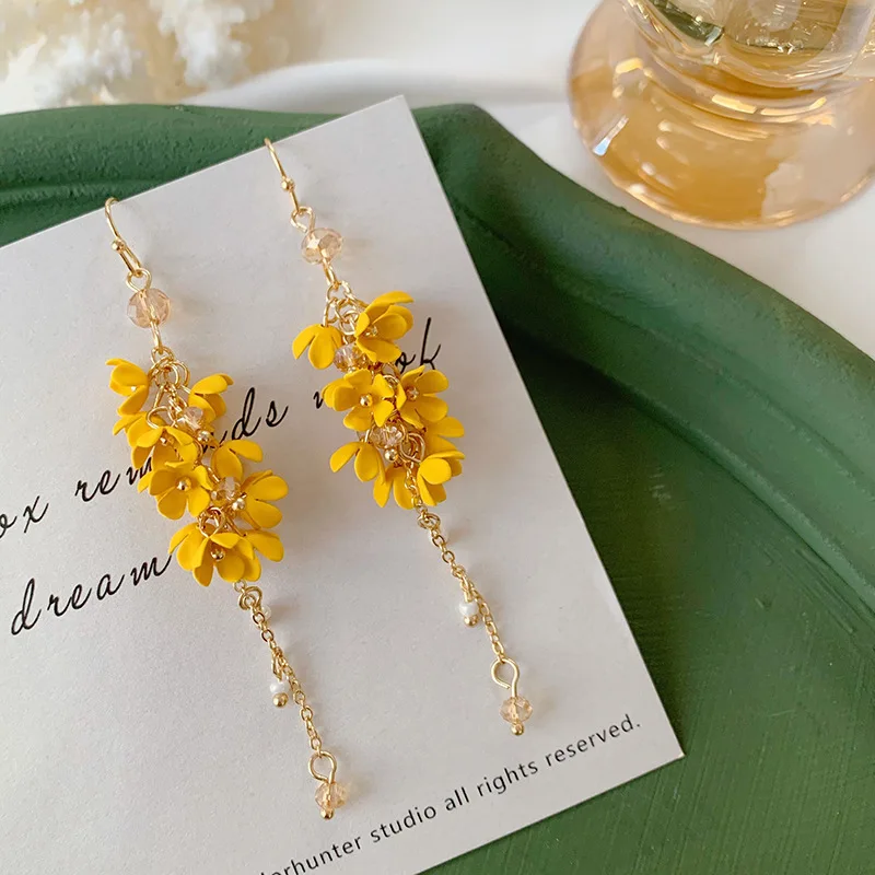 

Unique Yellow Flower Tassel Earrings Elegant White Floral Long Earrings Sweet Style Drop Earrings Wholesale Statement Jewelry