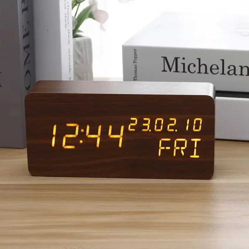 

Wooden Clock Electronic Clock, LED Date Weekly Temperature Display Electronic Alarm Clock