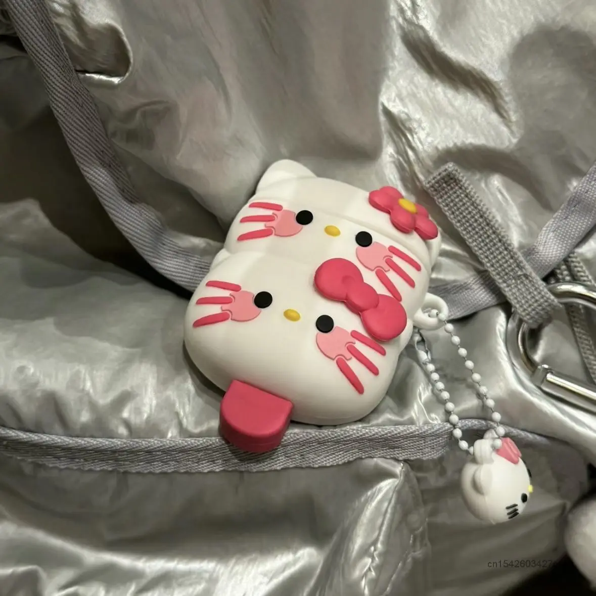 Sanrio-フラップ付き保護イヤホンケース,フラップ付き,ワイヤレス,厚いシリコン,デラックス,airpods 1, 2, 3 pro,ハローキティ