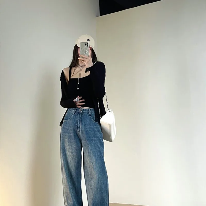 Korean Edition Recreational Water Wash Jeans Female 2023 Spring New Loose Fashionable Little Straight Leg Classic Trend