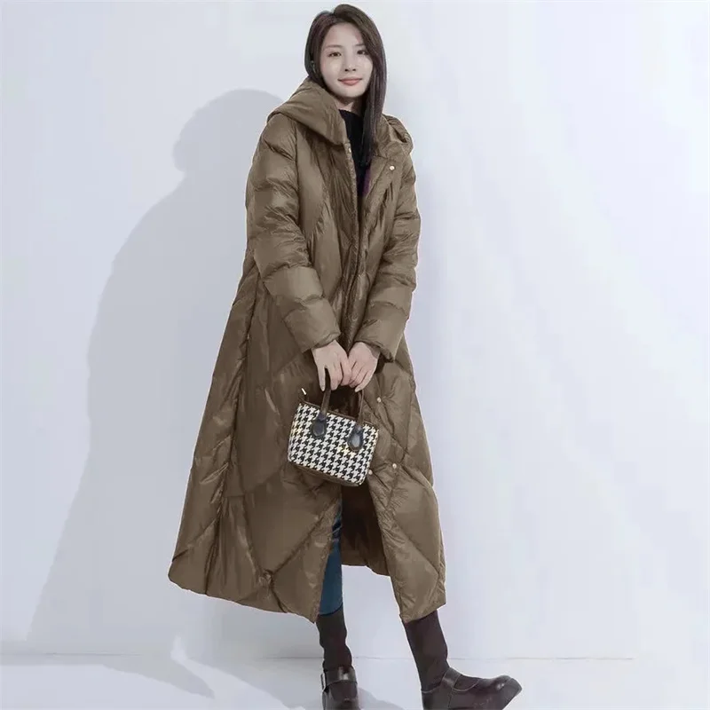 2023 New 50% White Duck Down Down Women's Long Knee Thickened Fashion Simple Commuting Loose Winter Wear New Hooded Korean Warm