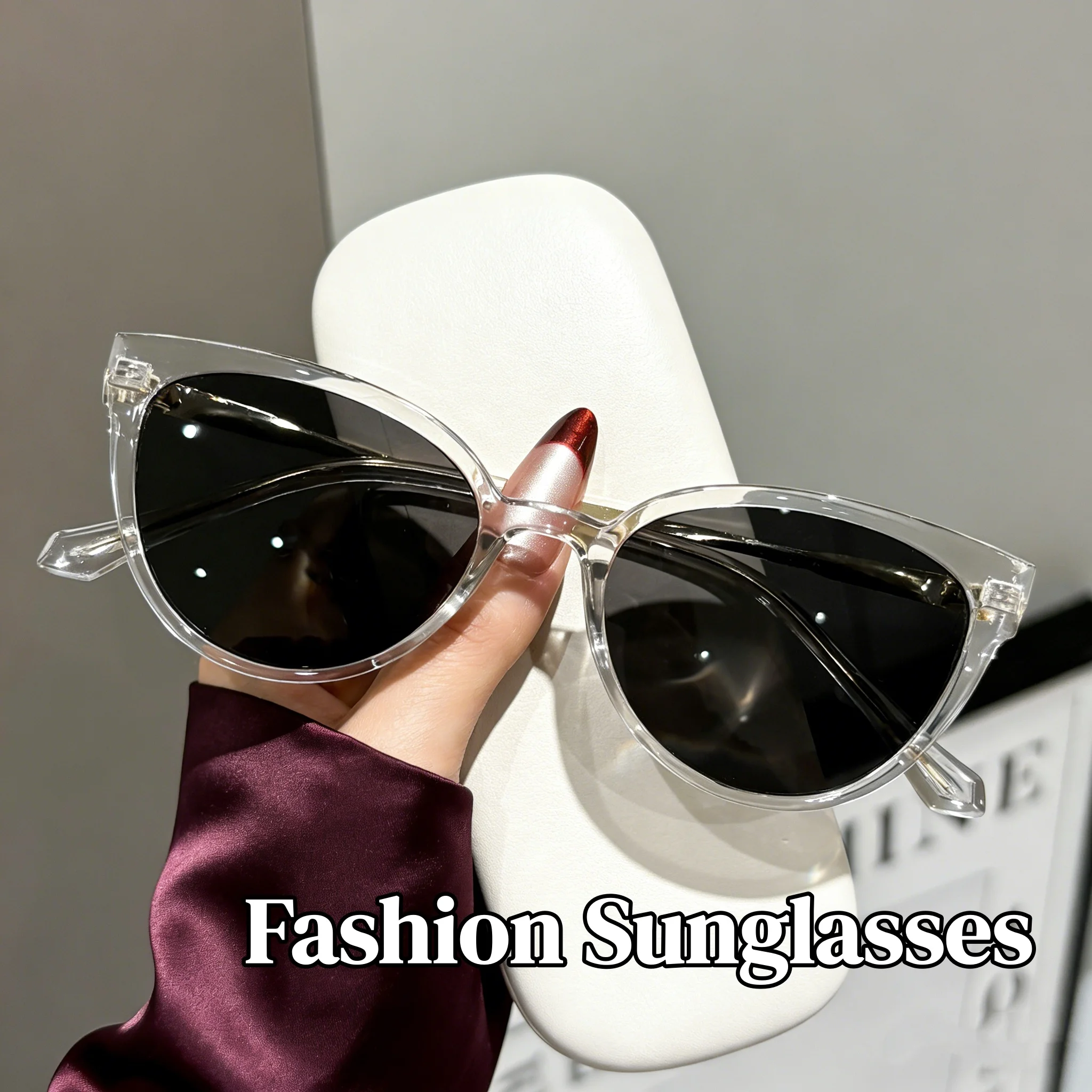 

Outdoor Sports UV Resistant Driving Sunglasses for Women Fashion Cat Eye Luxury Design Eyewear Female High End Sunscreen Goggles