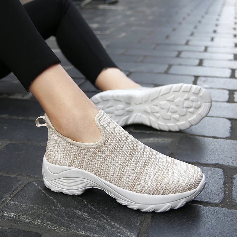 Summer Women'S Breathable Fly Woven Mesh Loafers Anti Slip And Wear-Resistant Casual Shoes Soft And Thick Soled Sports Shoes