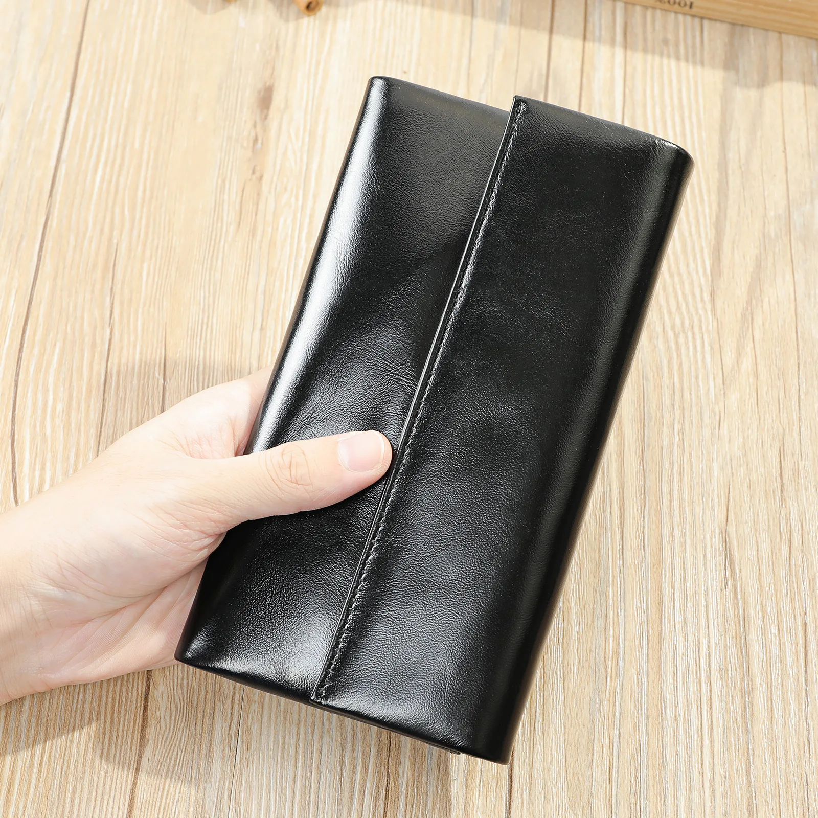 Vintage Leather Men's Long Wallet with Multiple Card Slots and Large Capacity, High-grade Male Hand-held Purse