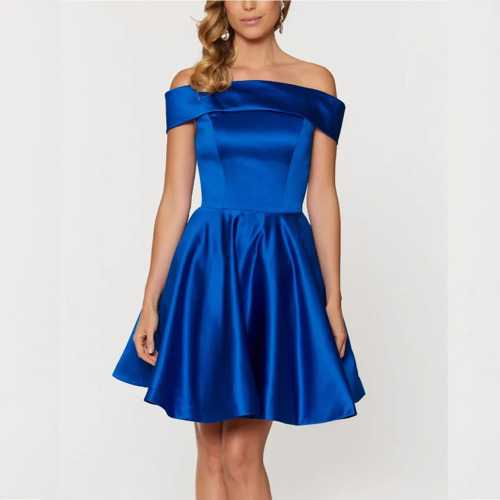 Cheap Short Satin Graduation Dresses Mini Off the Shoulder Royal Blue Prom Dress Evening Gowns A-line Bridesmaid Party Dress