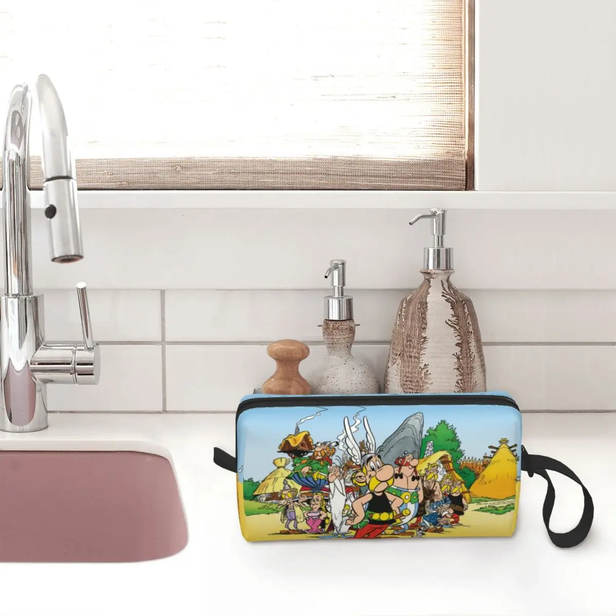 Custom Anime Asterix And Obelix Travel Cosmetic Bag for Women Cartoon Getafix Toiletry Makeup Organizer Beauty Storage Dopp Kit