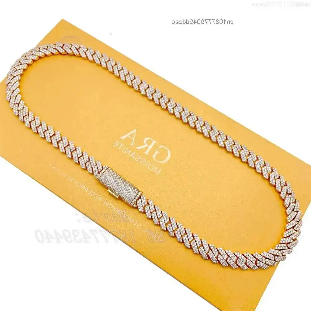 

Pass Diamond Tester 10mm Width S925 Hip Hop Necklace Vvs Moissanite Diamond Cuban Link Iced Out Cuban Link