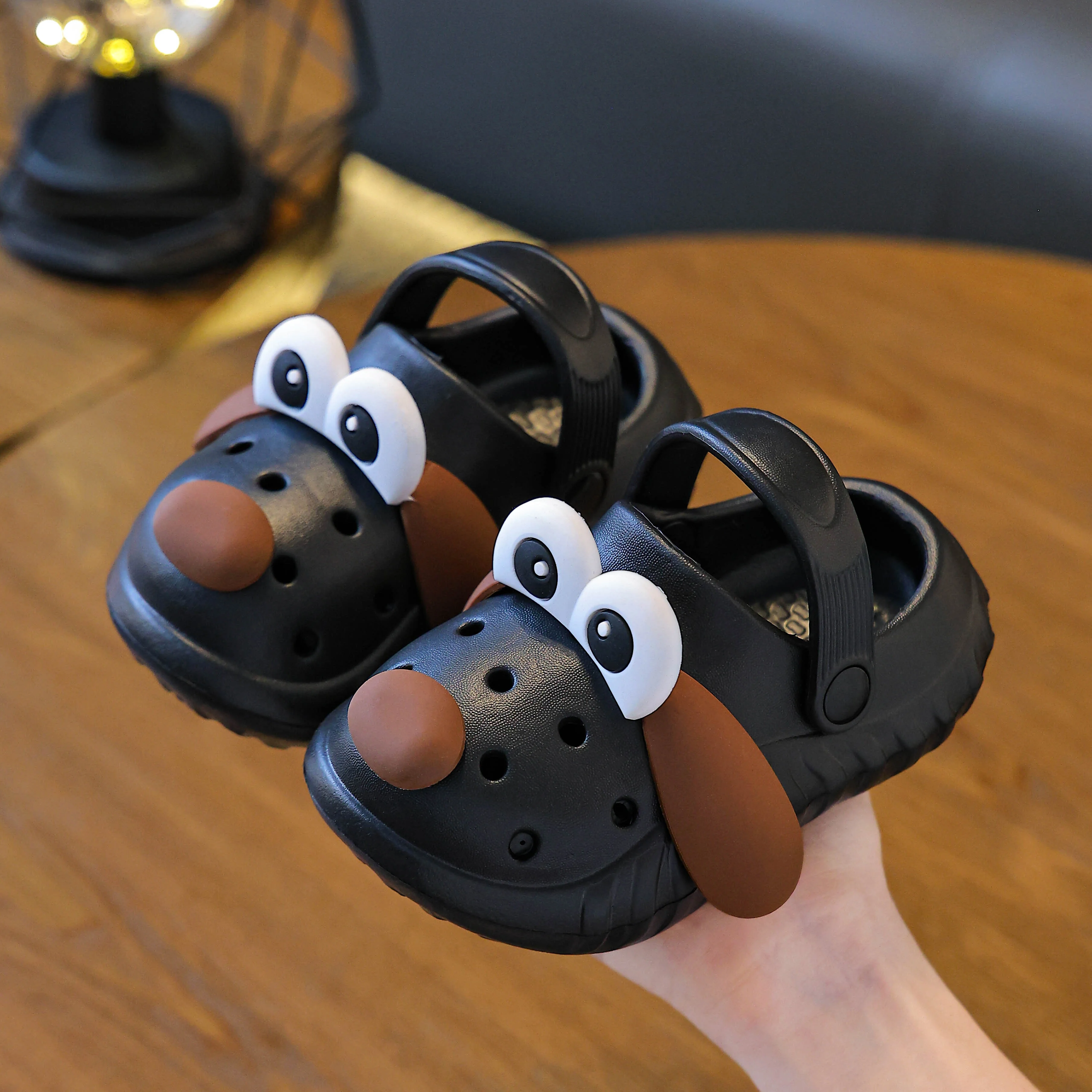 

Big eared dog summer children's sandals with breathable toe caps for parent-child boys and girls, children's sandals