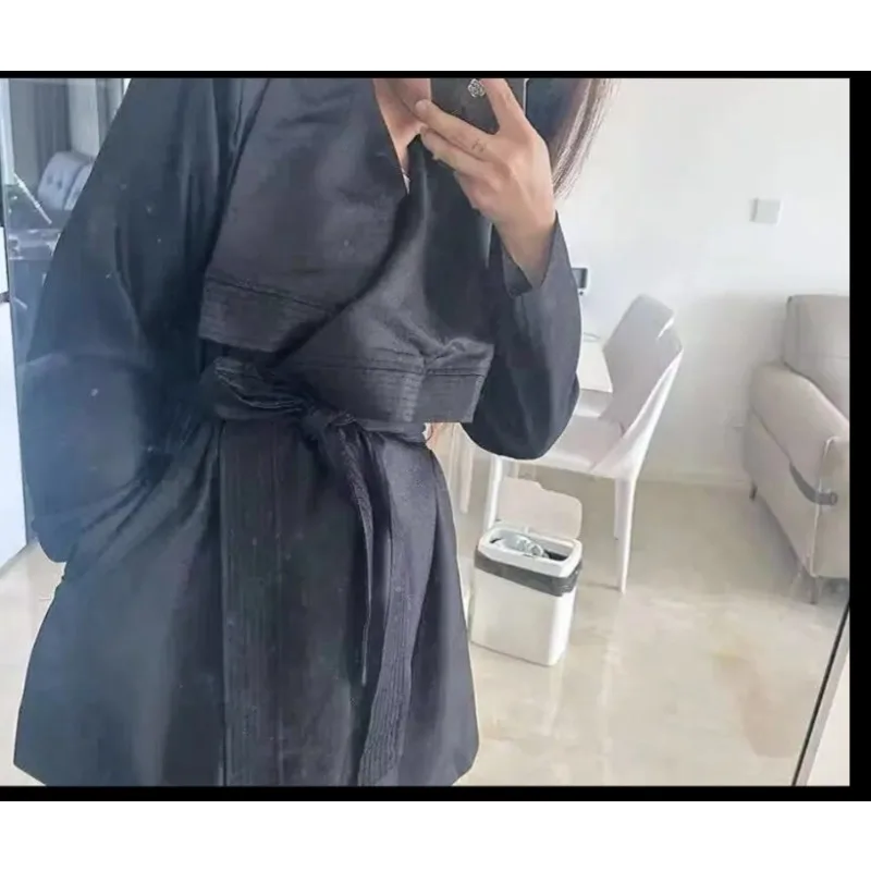 Gabardina con solapa a la moda con temperamento de heroína de Drama coreano, chaqueta con cintura con correa drapeada, Top de estilo perezoso para otoño, ropa para mujer
