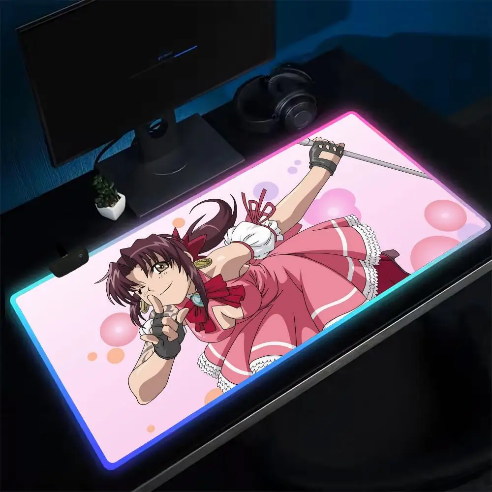 Hoyo Black Lagoon Mouse Pad Anime Gaming Mouse Pad LED Table Pads Backlit المطاط سطح المكتب XXL RGB مكتب الحصير #2