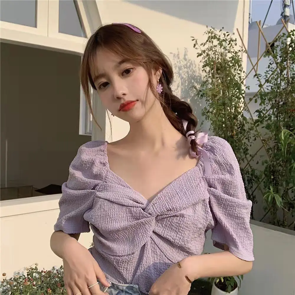 Short-sleeved Shirt for Women New Fashionable Clavicle Design Slim Body