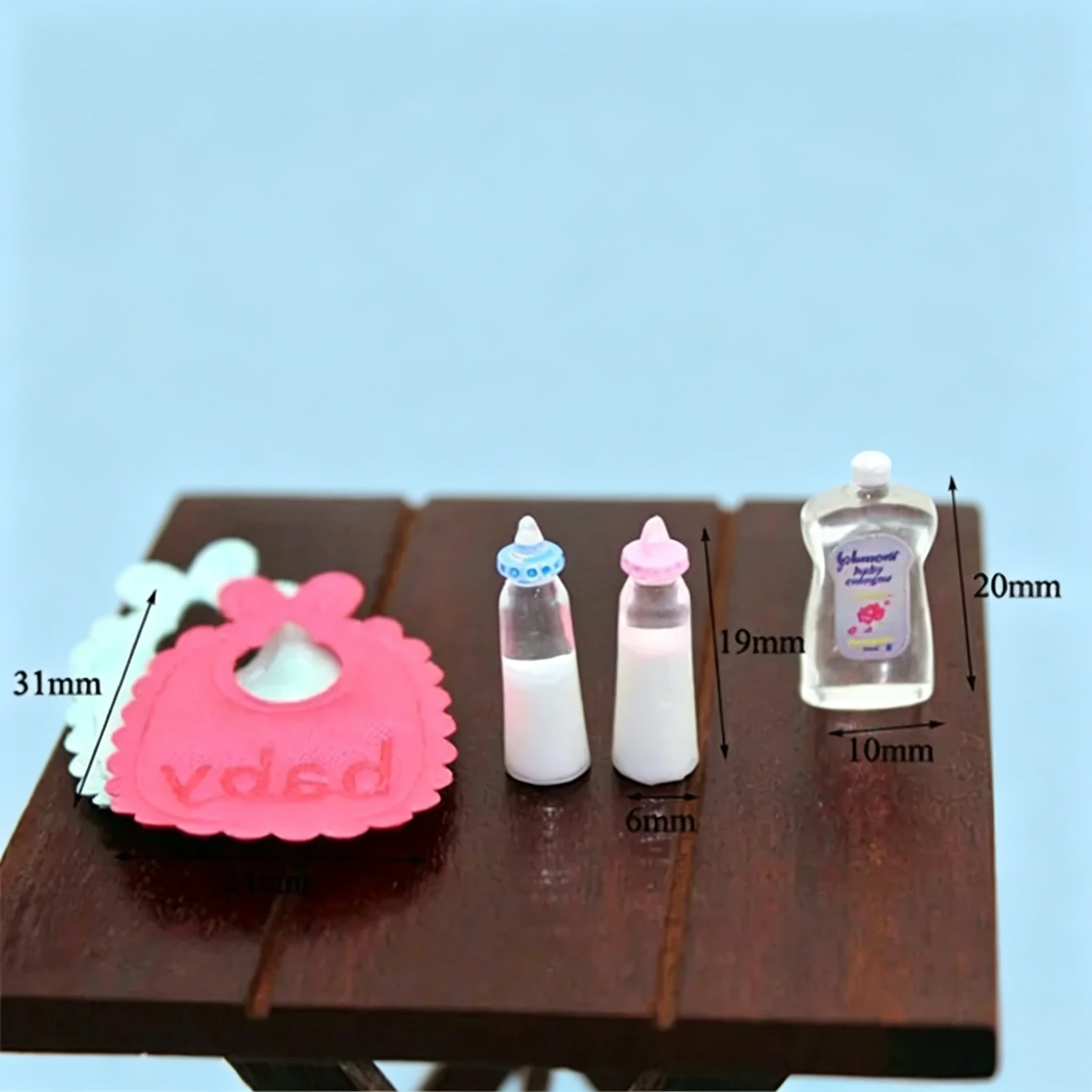 1:12 Scale Dollhouse Mini Baby Bottles Shampoo Bibs Set Nursery Accessories Gift view 3
