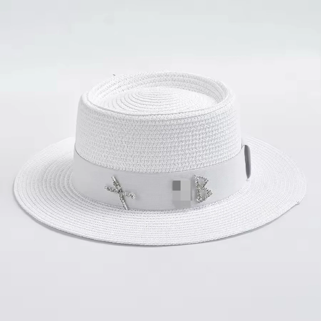 

Fashionable Metal XRB Letter Straw Hats for Women Summer Elegant Holidays Boater Hat Outdoor Beach Sun Hat