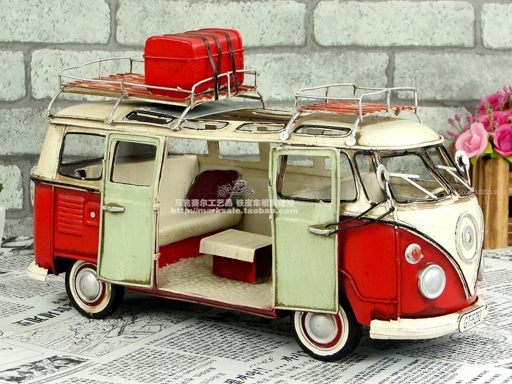 Antique Car Models Handmade Retro Metal Crafts Classic Camper RV for Ornaments Home Dining Room Decorations Vw Bus