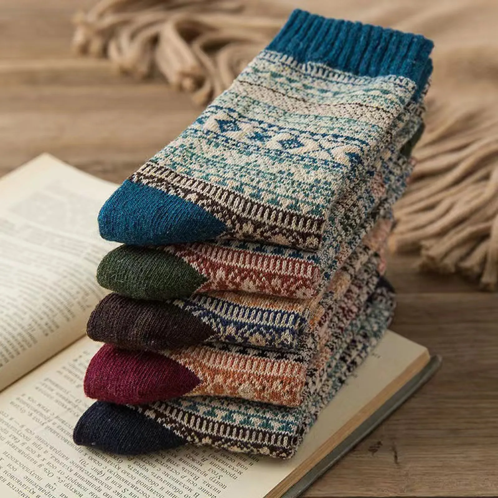 5 Pairs Winter Warm Thick Soft Mid-calf Socks Ultra-comfortable High Quality Breathable Thickened Middle Women's Socks image 3
