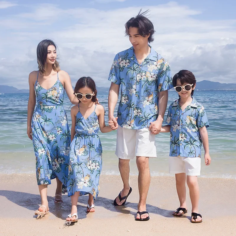 Beach Ware Clothes for Family Vacation 2023 Dad and Son Matching Shirts Oufits Sea Mom Daughter Equal Dresses Women Sexy Dress