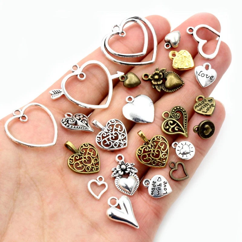 New Fashion Antique Silver Plated Bronze Heart Chrams Metal Alloy Pendant Charms for DIY Neckalce Jewelry Making Findings