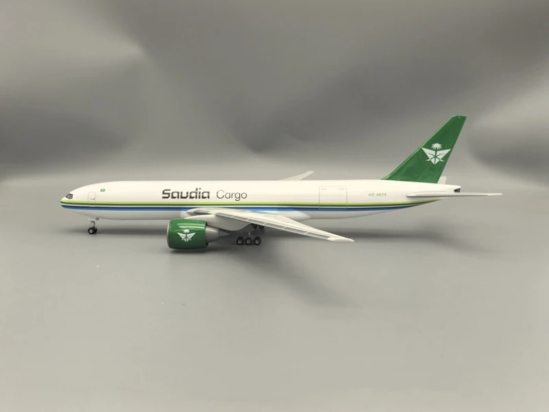 47cm Airplane Model B777 Aircraft Model Saudi Cargo Airways Airlines Model W Wheels Plane Collection Display Souvenir Plane Gift