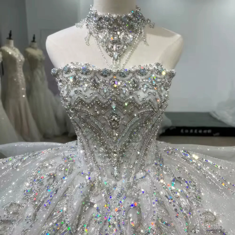 Robes De Mariée 2025 Strapless Wedding Dress Lace Up Back Beading Crystal Embroidery Sequined Customized Ball Gown Bridal Dress