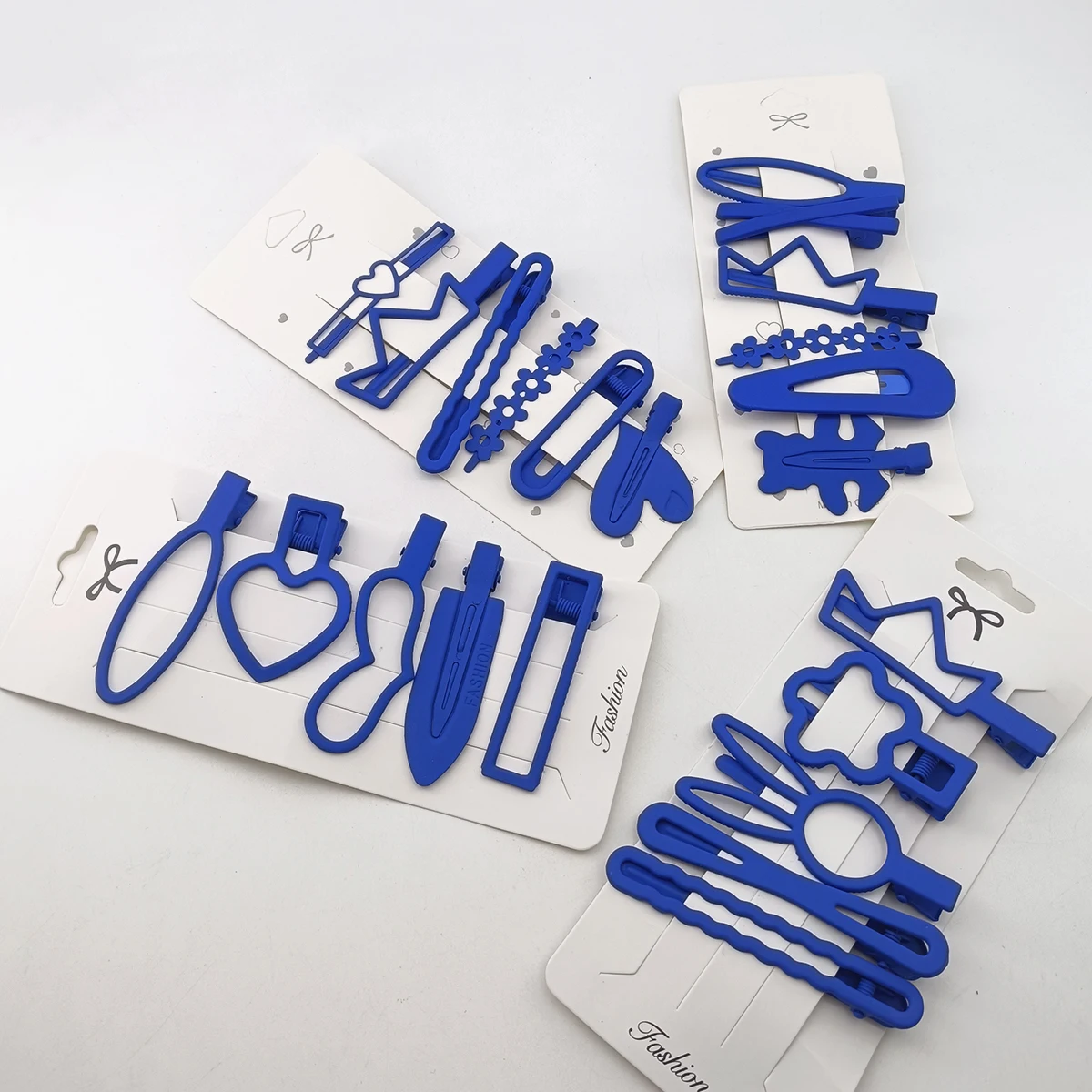 6PCS/SET Vibrant Hairpin Set Charming Metal Hair Clips Rabbit Ear Heart Geometric Shapes Klein Blue Stylish Hairpins