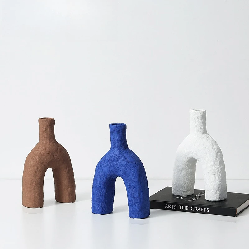 

Nordic simple home matte special-shaped ceramic ornaments, model house creative and novel desktop decoration