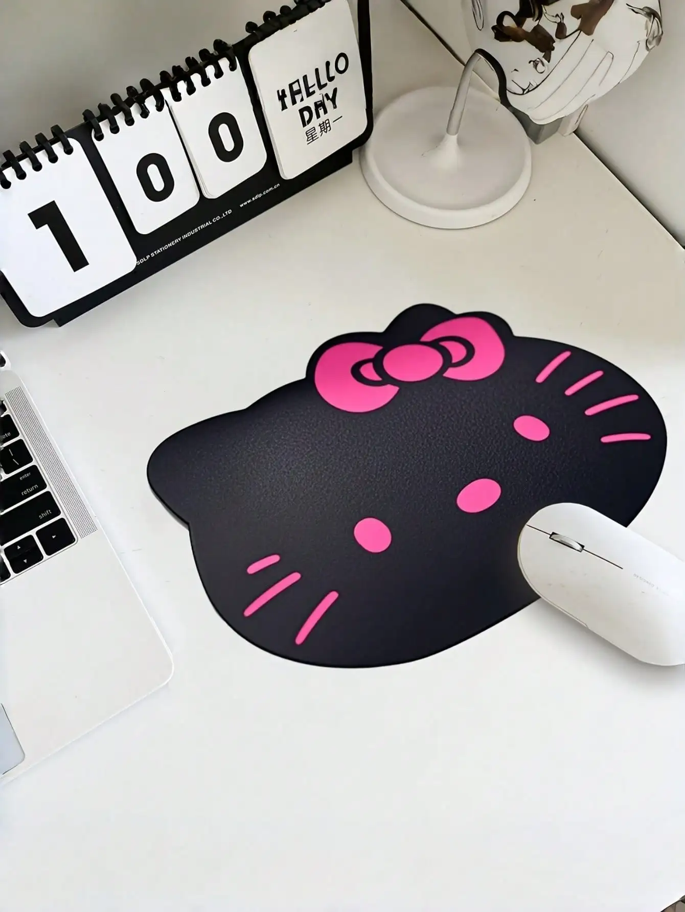 

1pc Hello Cute Kitty Cartoon Mouse Pad - Non-Slip Silicone, Pink Cat Design, Suitable For Office And Gaming