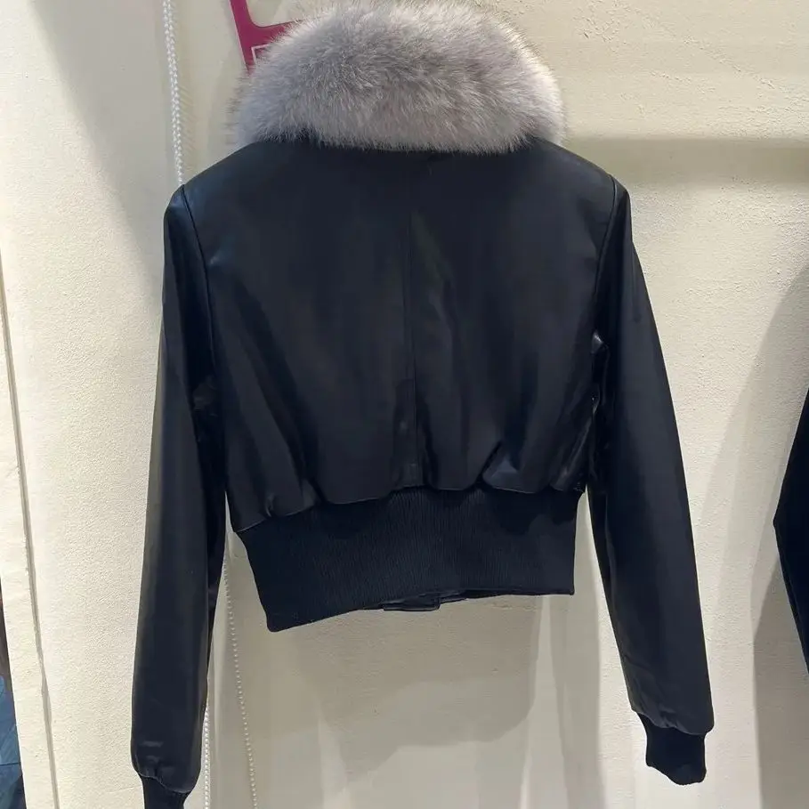 Abrigo de piel sintética con cuello de piel de zorro grande para mujer, Chaqueta corta a la moda, chaquetas coreanas de cuero para motocicleta,