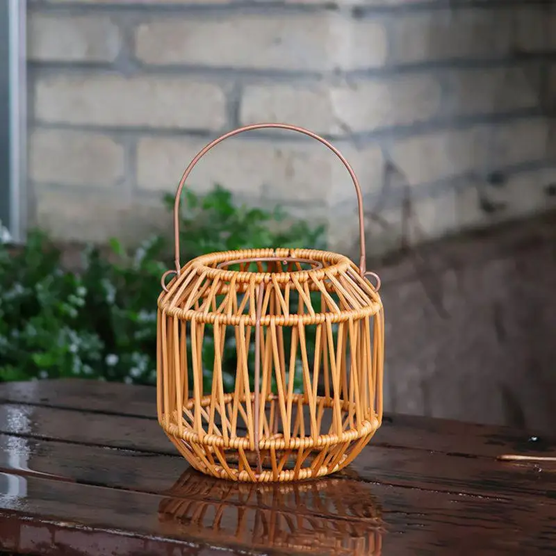 

Decorative Solar Lanterns Rattan Woven Lantern for Outdoors Hangable Light IP65 Waterproof Garden Decoration for Patio Path