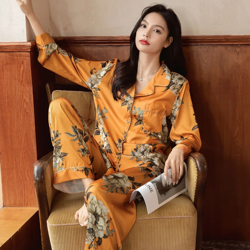 

Новинка 2026: Комплект женской домашней одежды из тонкого ледяного шелка с длинным рукавом