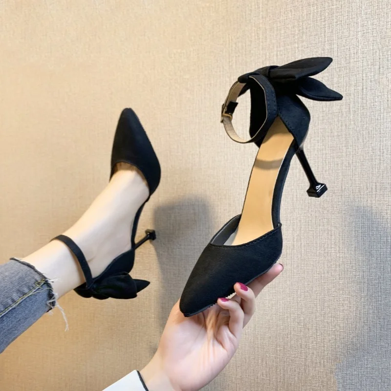 2024 Nowa moda Sexy Bow Pointed Toe Women High Heels Sandals Shoes Women Ladies Wedding Party Pumps Elegant Dress Shoes