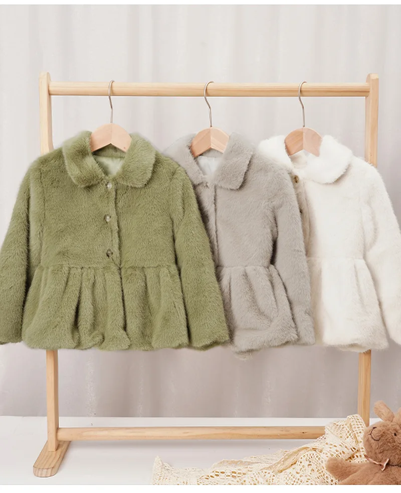 

Girls Coat 2025 Autumn Winter New Item Thickened Warm Versatile Pleated Hem Single Breasted Plush Jacket Cute and Sweet