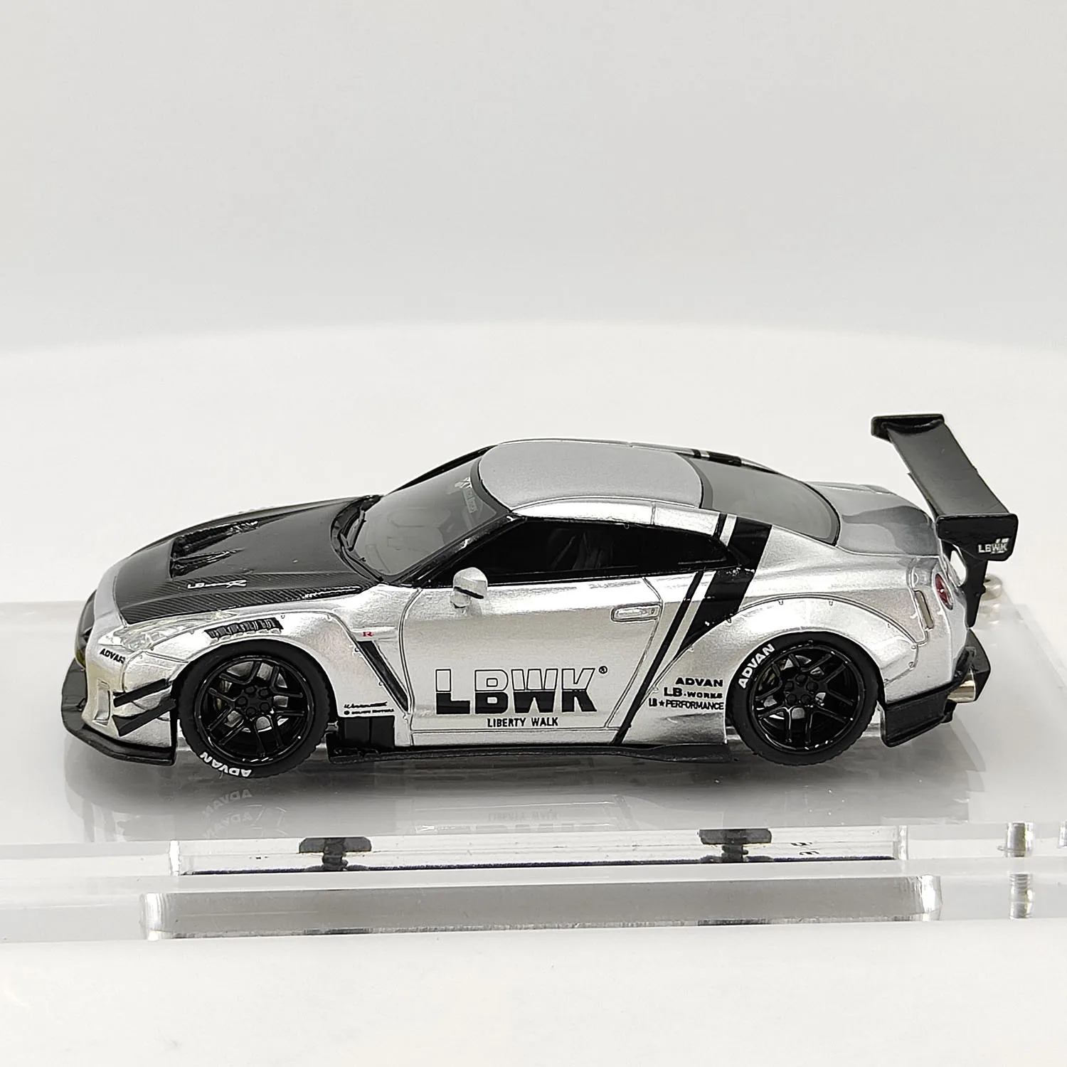IG 1:64 échelle LB-WORKS GT-R R35 Tyoe 2 modèle de voiture en résine